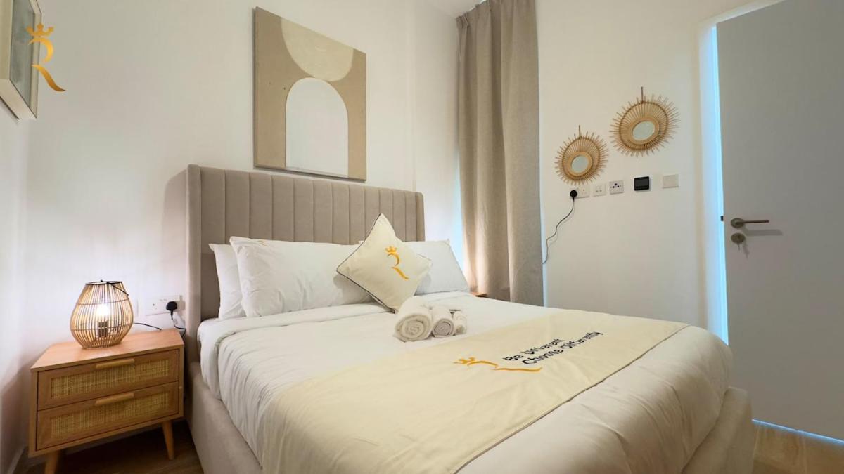 Masdar 2br Luxe Pool And Quick Airport Access *