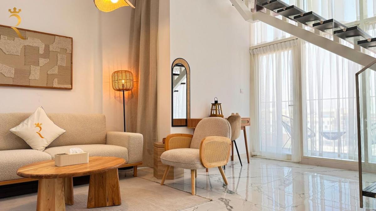 Masdar 2br Luxe Pool And Quick Airport Access Apartment Abu Dhabi