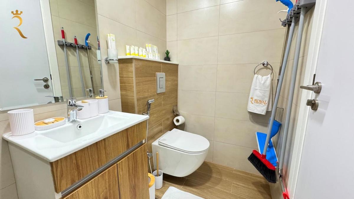 Masdar 2br Luxe Pool And Quick Airport Access * Abu Dhabi