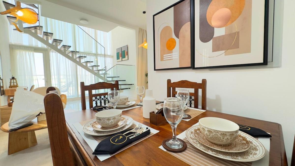 Masdar 2br Luxe Pool And Quick Airport Access Apartment Abu Dhabi